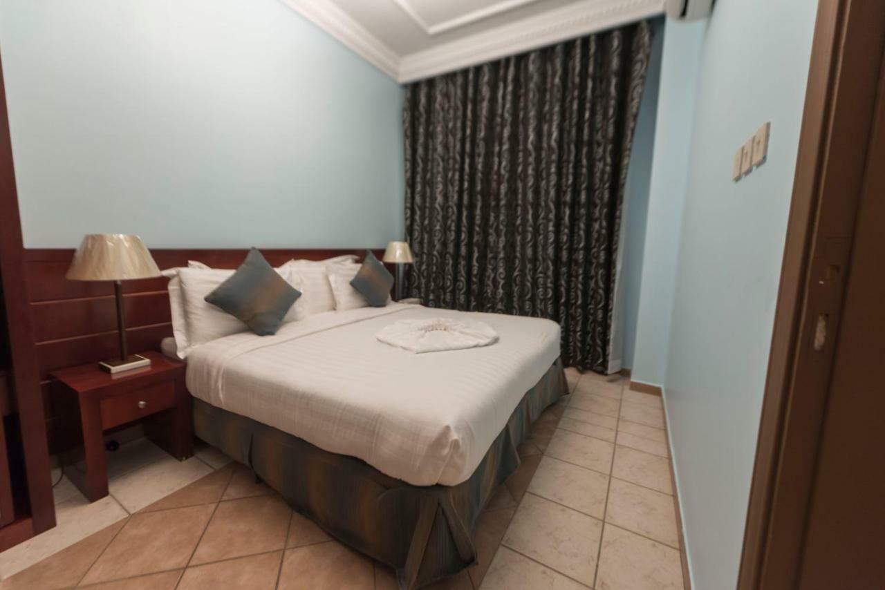 Hotel Seven Gardens Pro Al Hada Exterior foto